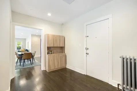 118 North Taylor Avenue Oak Park IL 60302
