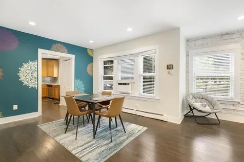118 North Taylor Avenue Oak Park IL 60302