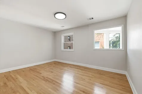 5510 South Cornell Avenue Chicago IL 60637