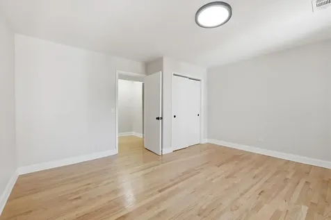 5510 South Cornell Avenue Chicago IL 60637