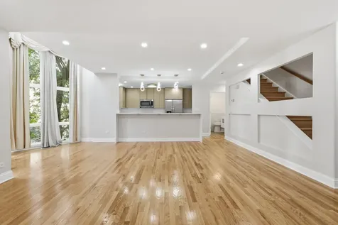5510 South Cornell Avenue Chicago IL 60637