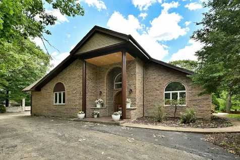 8951 West 99th Street Palos Hills IL 60465