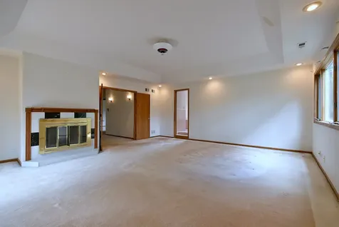 8951 West 99th Street Palos Hills IL 60465