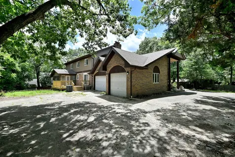 8951 West 99th Street Palos Hills IL 60465