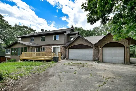 8951 West 99th Street Palos Hills IL 60465