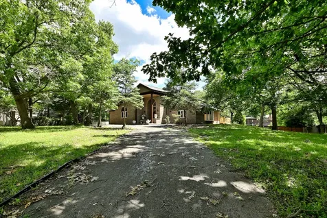 8951 West 99th Street Palos Hills IL 60465