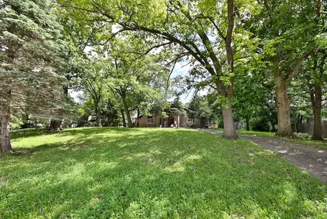 8951 West 99th Street Palos Hills IL 60465
