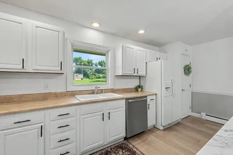 408 East Victory Street Sidney IL 61877