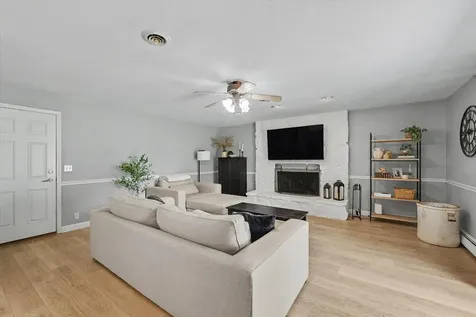 408 East Victory Street Sidney IL 61877