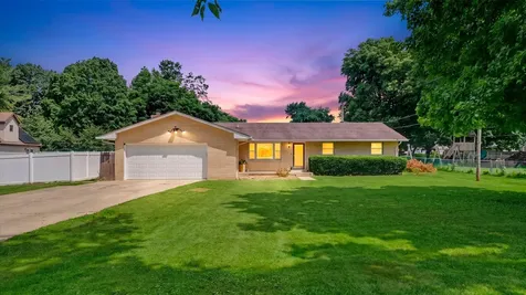 408 East Victory Street Sidney IL 61877