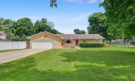 408 East Victory Street Sidney IL 61877