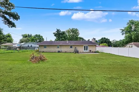 408 East Victory Street Sidney IL 61877