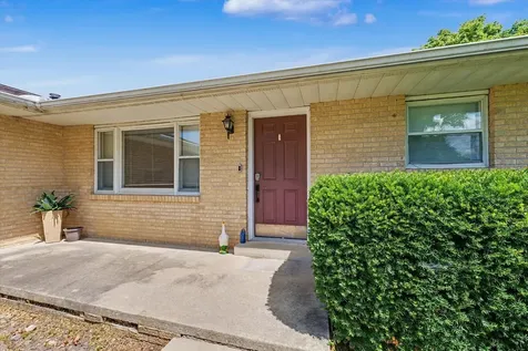 408 East Victory Street Sidney IL 61877