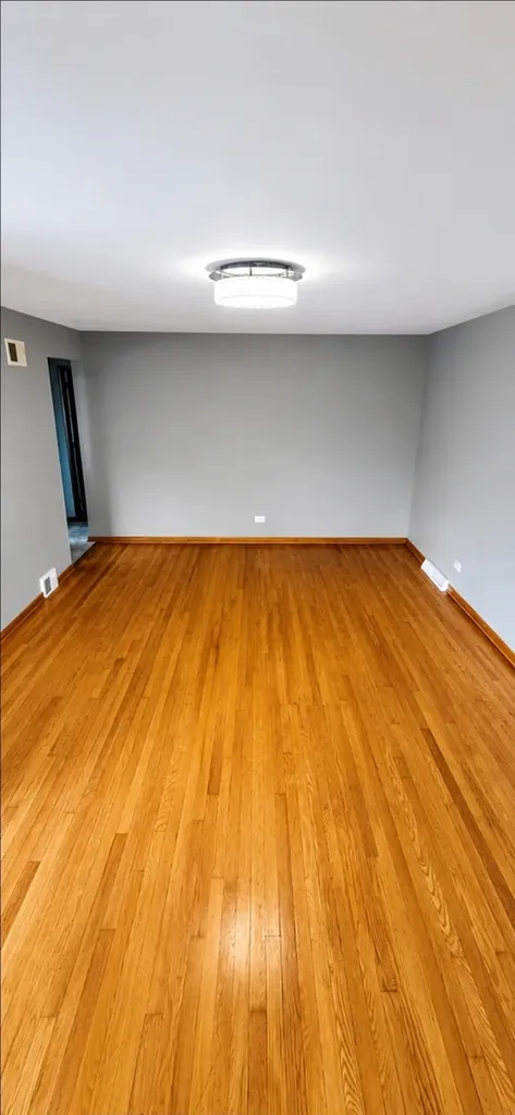 3000 North Neenah Avenue Chicago IL 60634