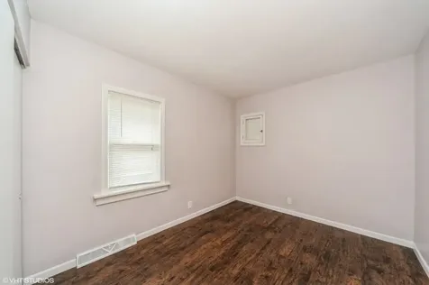 848 Lee Street Des Plaines IL 60016