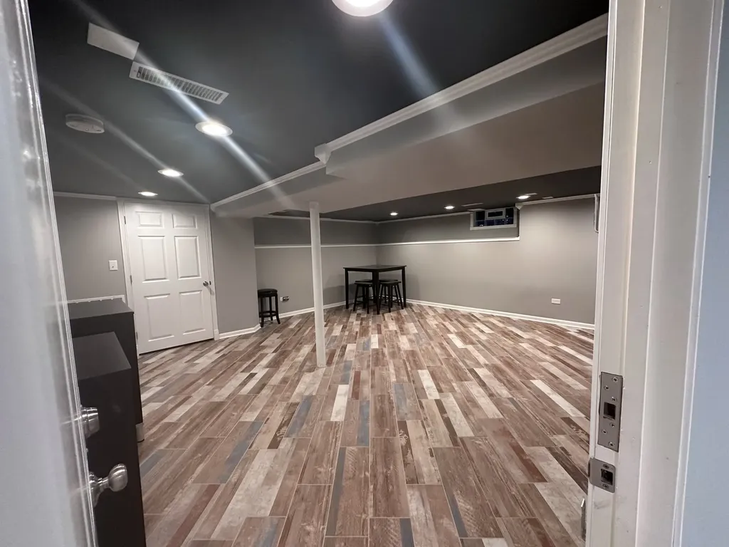 1132 North Main Street Naperville IL 60563