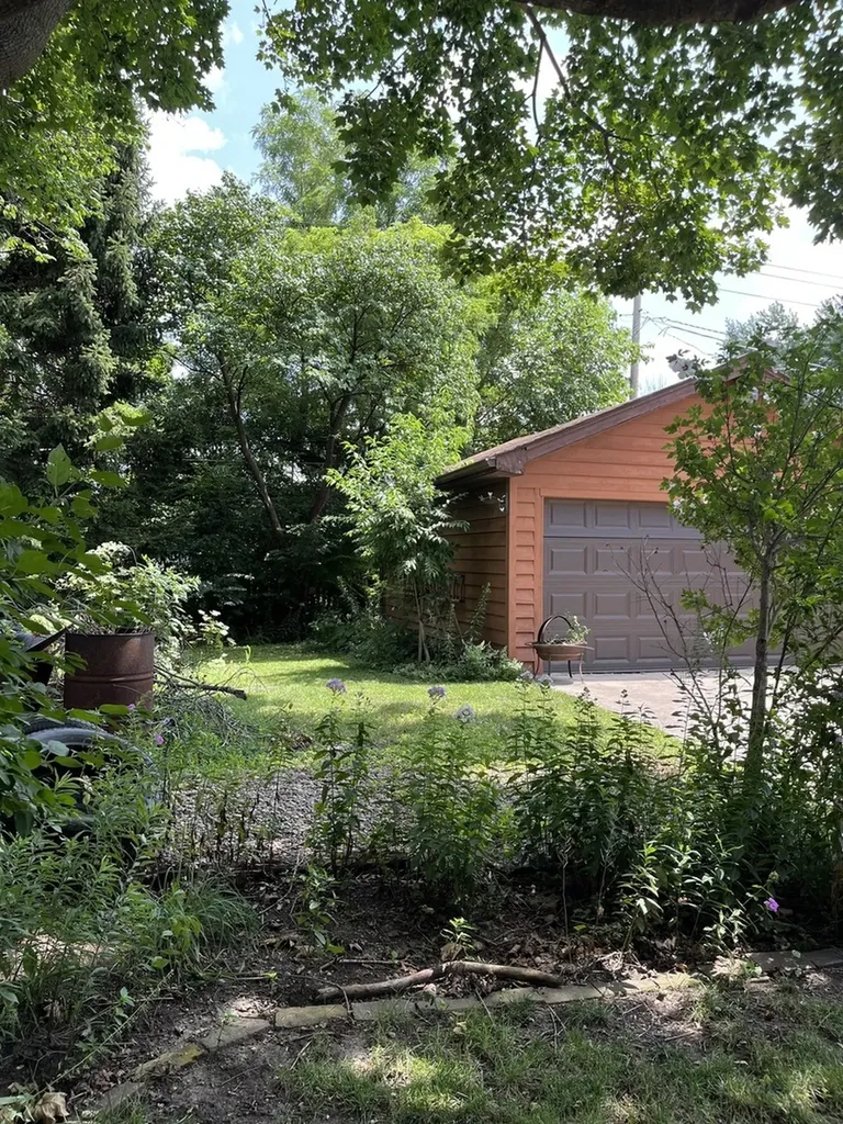 506 South Gladstone Avenue Aurora IL 60506