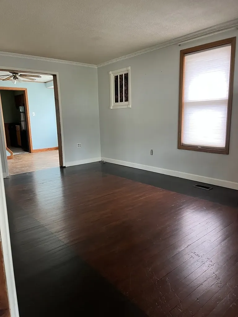 506 South Gladstone Avenue Aurora IL 60506