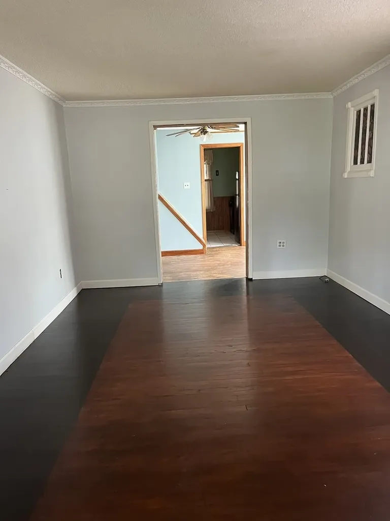 506 South Gladstone Avenue Aurora IL 60506