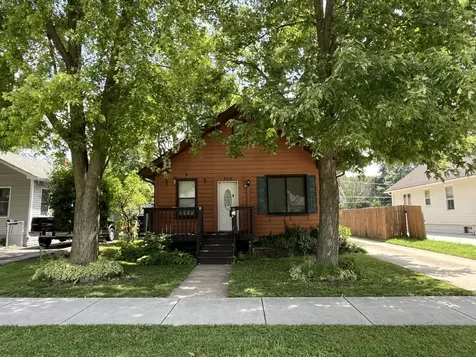 506 South Gladstone Avenue Aurora IL 60506