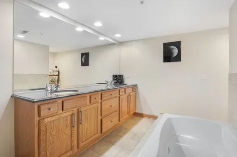 4833 North Olcott Avenue Harwood Heights IL 60706