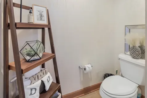 4833 North Olcott Avenue Harwood Heights IL 60706