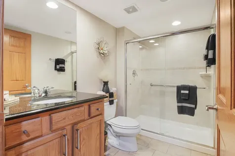 4833 North Olcott Avenue Harwood Heights IL 60706
