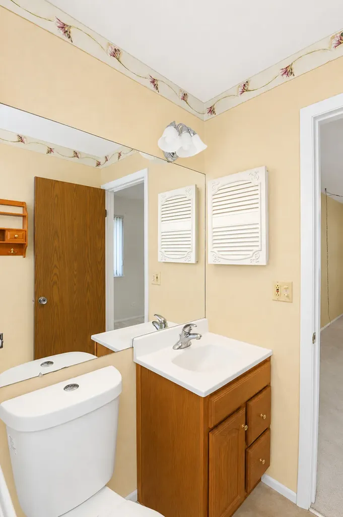234 Deerpath Court Schaumburg IL 60193