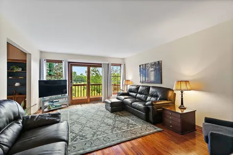 232 Sedgewick Circle St. Charles IL 60174
