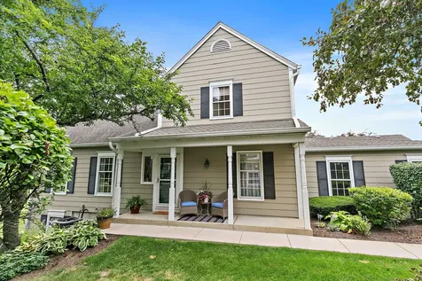 232 Sedgewick Circle St. Charles IL 60174