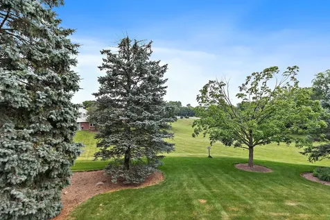 232 Sedgewick Circle St. Charles IL 60174
