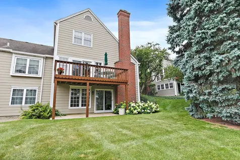 232 Sedgewick Circle St. Charles IL 60174