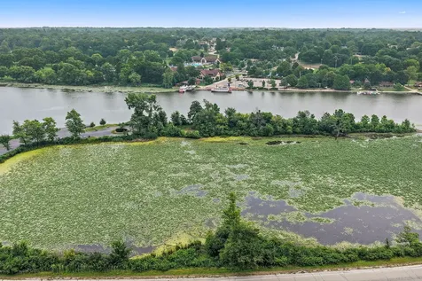 232 Sedgewick Circle St. Charles IL 60174