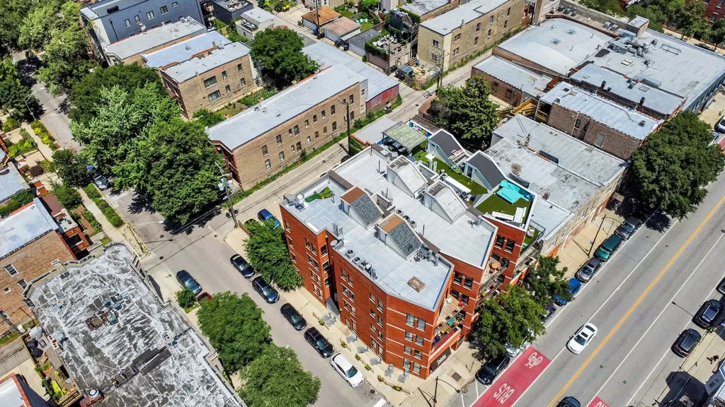 2522 West Chicago Avenue Chicago IL 60622
