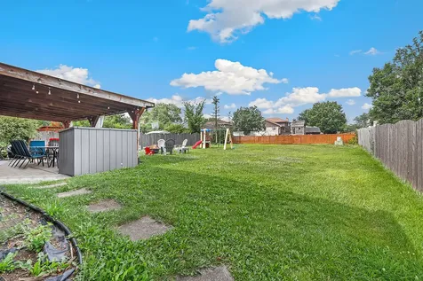 17042 Lockwood Avenue Oak Forest IL 60452