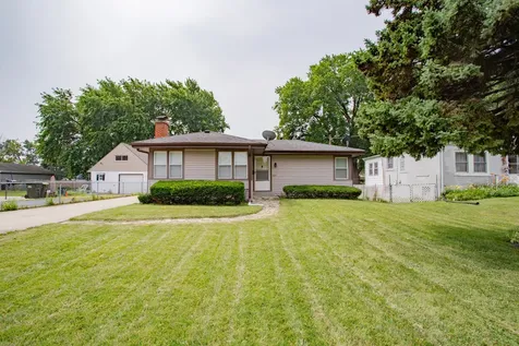 10113 Mclean Avenue Melrose Park IL 60164