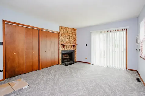10113 Mclean Avenue Melrose Park IL 60164
