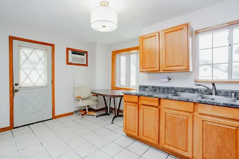 10113 Mclean Avenue Melrose Park IL 60164