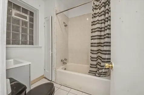 2200 North Knox Avenue Chicago IL 60639