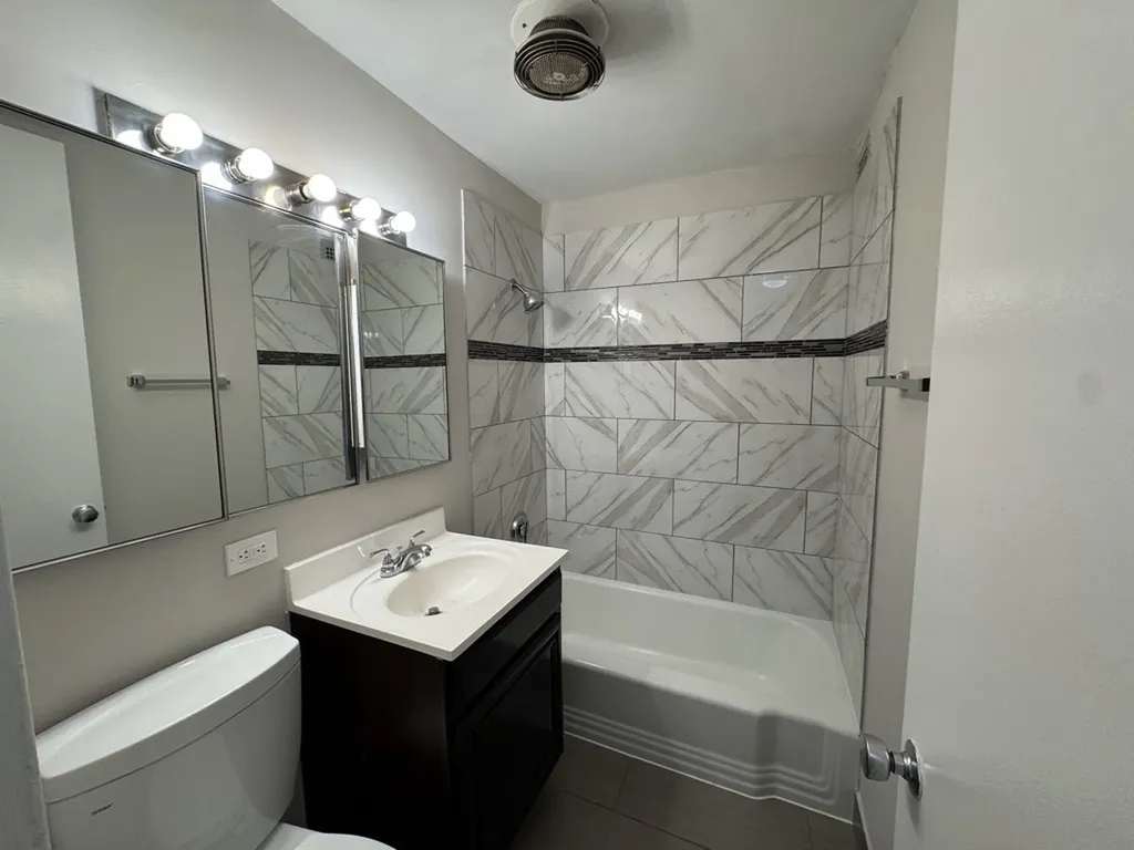 4800 South Chicago Beach Drive Chicago IL 60615