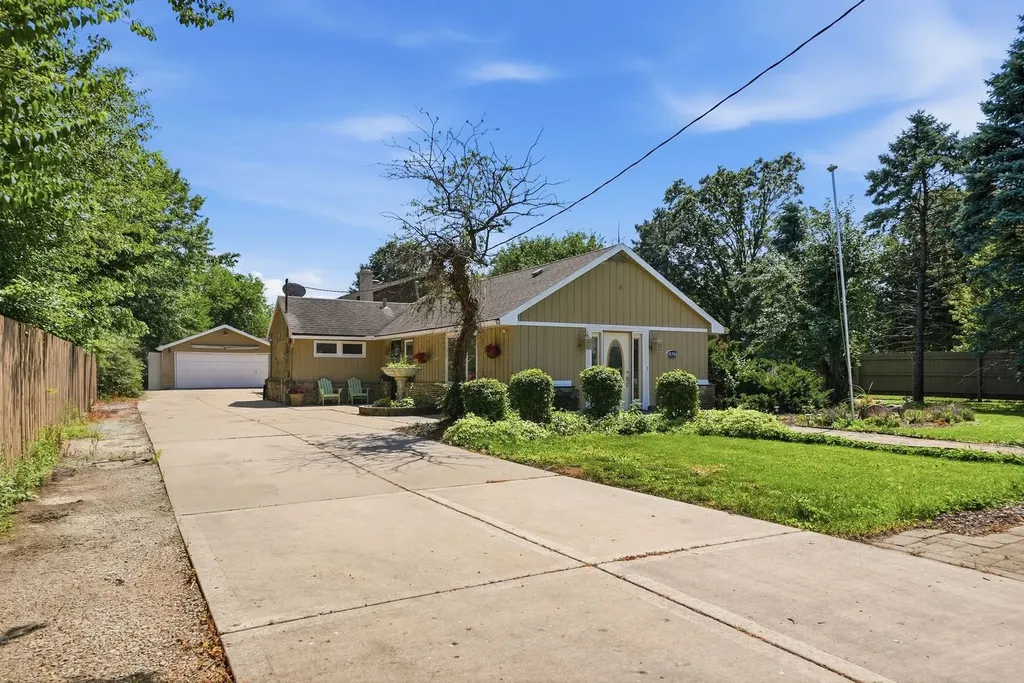 19709 West Schweitzer Road Joliet IL 60436