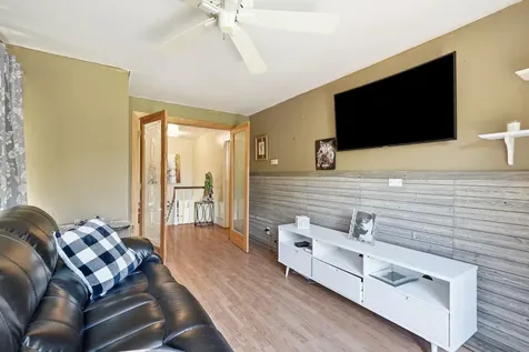 19709 West Schweitzer Road Joliet IL 60436