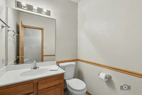 5122 Tomcin Trail Oak Lawn IL 60453