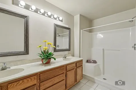 5122 Tomcin Trail Oak Lawn IL 60453