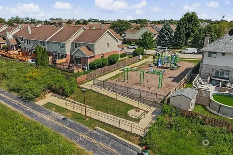 5122 Tomcin Trail Oak Lawn IL 60453