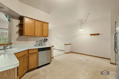 5122 Tomcin Trail Oak Lawn IL 60453