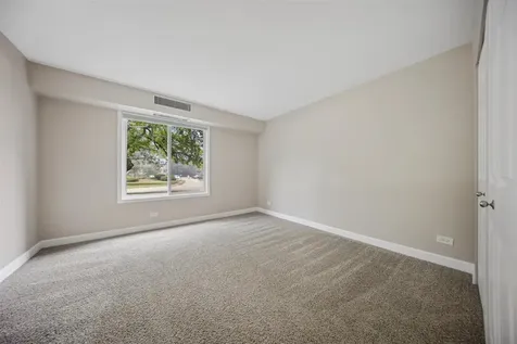 1405 East Central Road Arlington Heights IL 60005