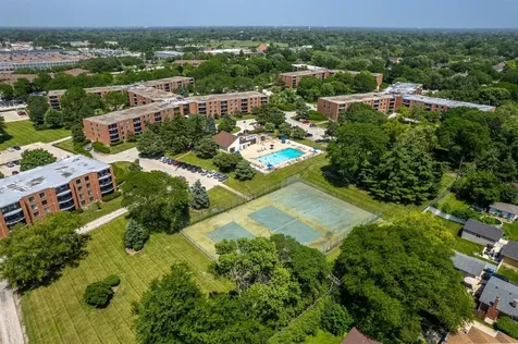 1405 East Central Road Arlington Heights IL 60005