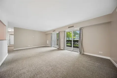 1405 East Central Road Arlington Heights IL 60005