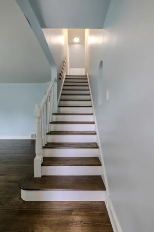 9308 South Troy Avenue Evergreen Park IL 60805